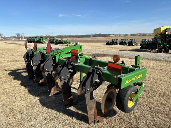 Image of John Deere 2100 Primary image