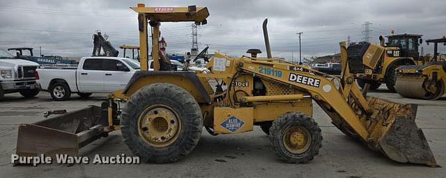 Image of John Deere 210LE equipment image 3