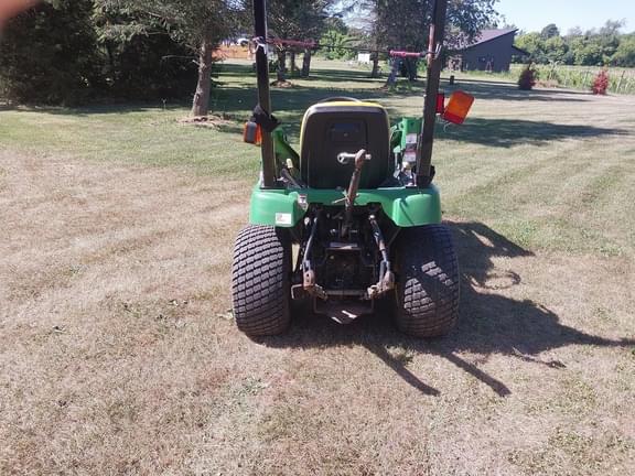 Image of John Deere 2210 equipment image 1