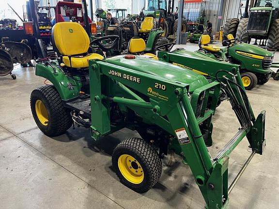 Image of John Deere 2210 Primary image