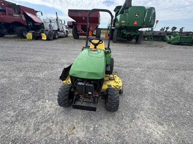 Image of John Deere 2210 equipment image 2