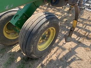 Main image John Deere 2210 11