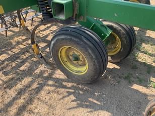 Main image John Deere 2210 13