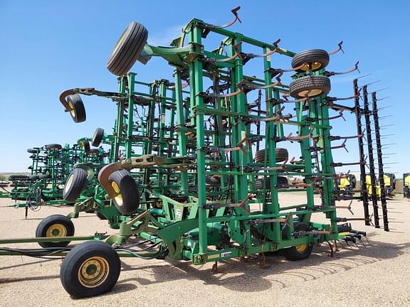 Image of John Deere 2210 equipment image 3