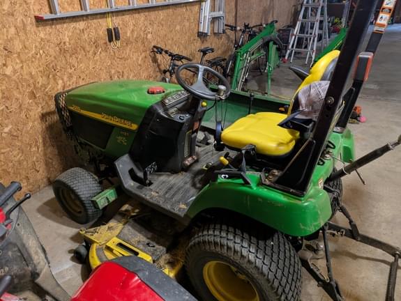Image of John Deere 2210 equipment image 2