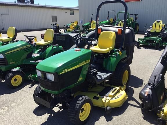 Image of John Deere 2210 equipment image 1