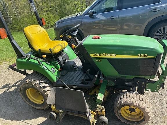 Image of John Deere 2210 equipment image 2