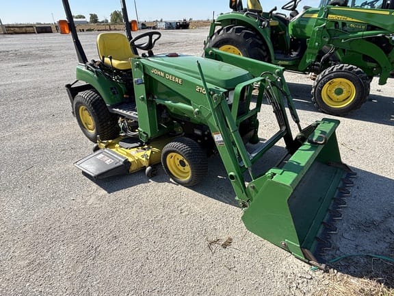Main image John Deere 2210