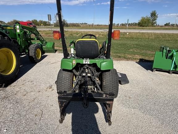 Image of John Deere 2210 equipment image 3