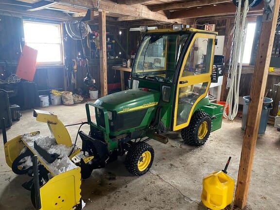 Main image John Deere 2210