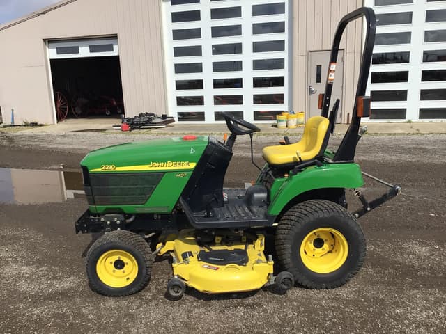 Image of John Deere 2210 equipment image 3