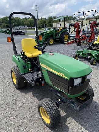 2004 John Deere 2210 Equipment Image0