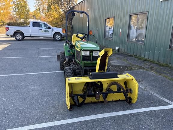 Image of John Deere 2210 equipment image 1