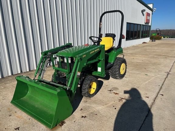 Main image John Deere 2210