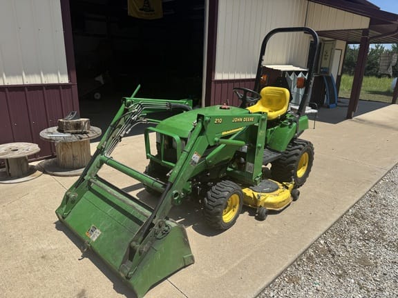 2004 John Deere 2210 Equipment Image0
