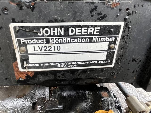 Image of John Deere 2210 equipment image 3