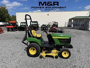 2004 John Deere 2210 Image