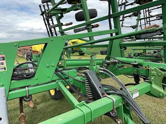 Image of John Deere 2410 equipment image 1