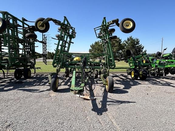 Image of John Deere 2410 equipment image 1