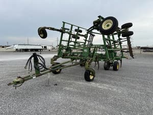 2004 John Deere 2410 Image