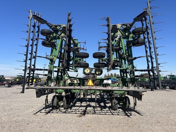 Image of John Deere 2410 equipment image 3