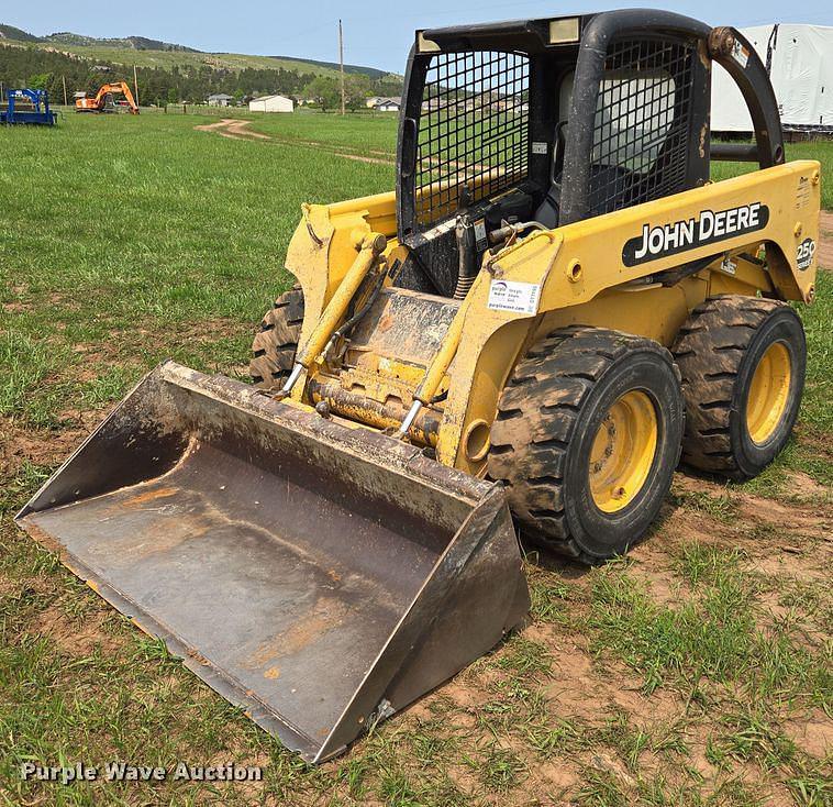 Image of John Deere 250 Primary image