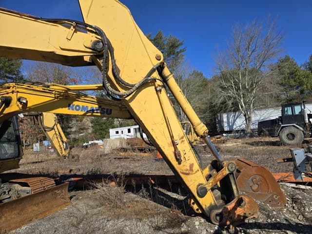 Image of John Deere 270CLC equipment image 1