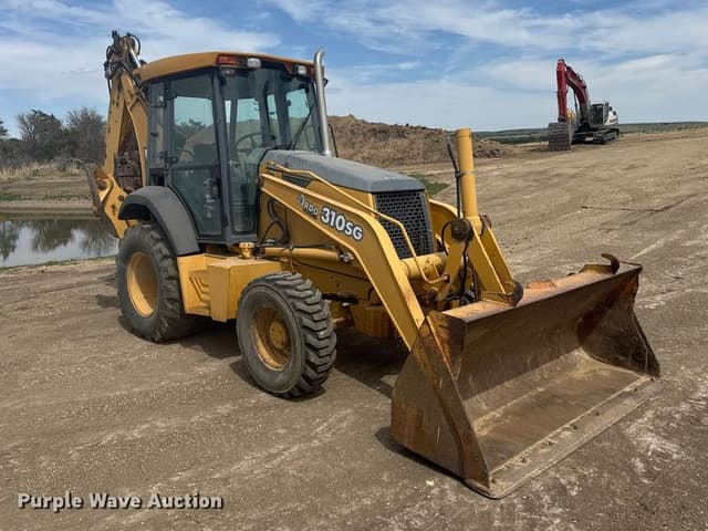 Image of John Deere 310SG equipment image 2