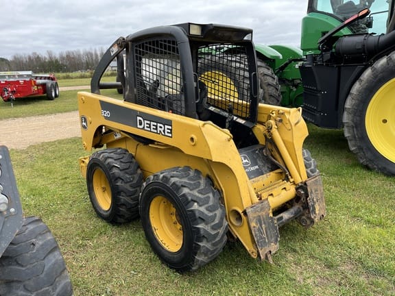 Main image John Deere 320