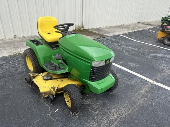 Image of John Deere 335 Primary image