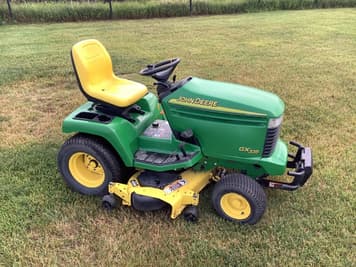 Main image John Deere GX335