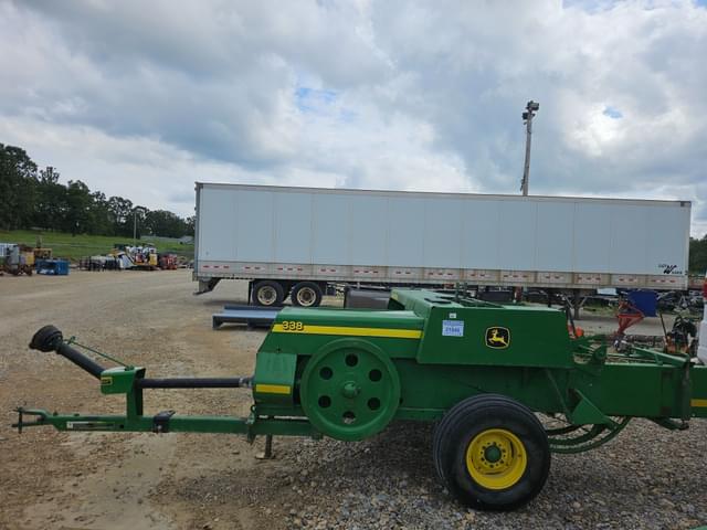 Image of John Deere 338 equipment image 2