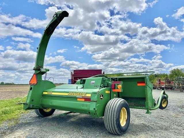Image of John Deere 3955 equipment image 4
