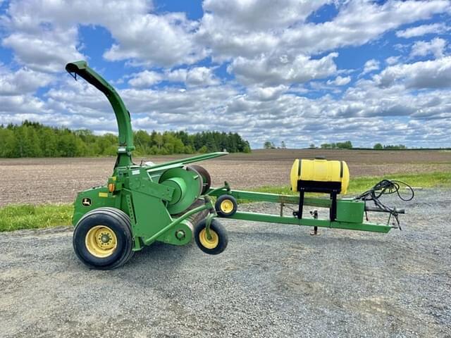 Image of John Deere 3955 equipment image 2