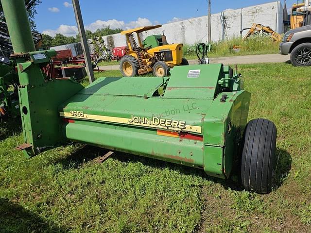 Image of John Deere 3955 equipment image 3