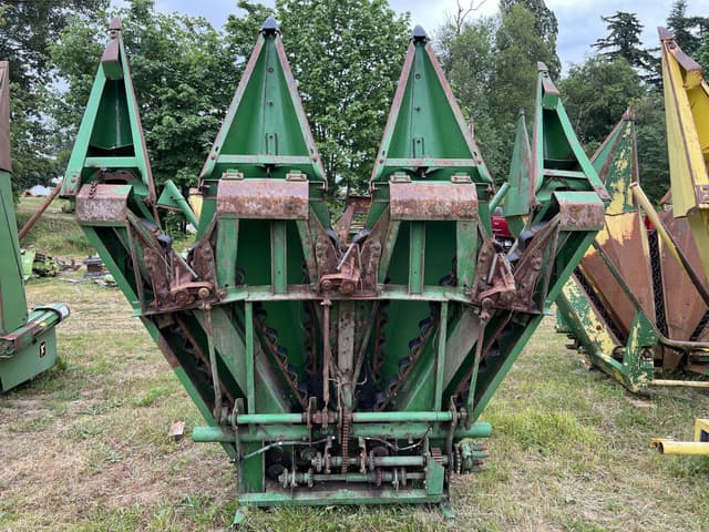 Image of John Deere 3RN equipment image 2