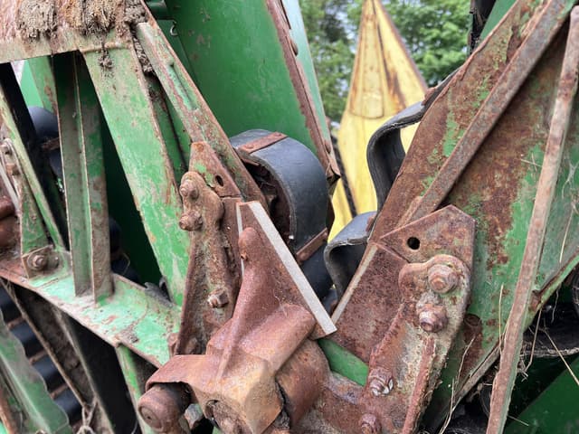 Image of John Deere 3RN equipment image 4