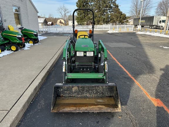 Image of John Deere 4010 equipment image 4