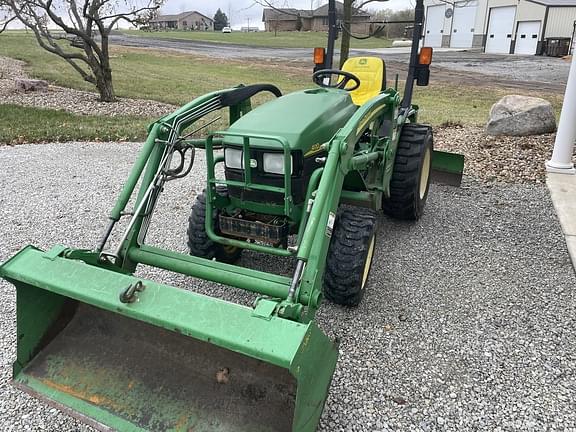 Image of John Deere 4110 equipment image 2