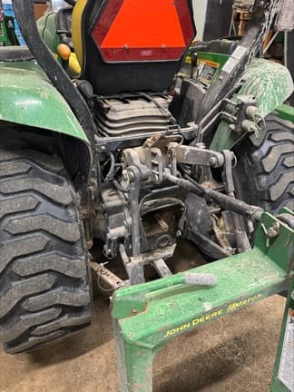 Image of John Deere 4210 equipment image 3