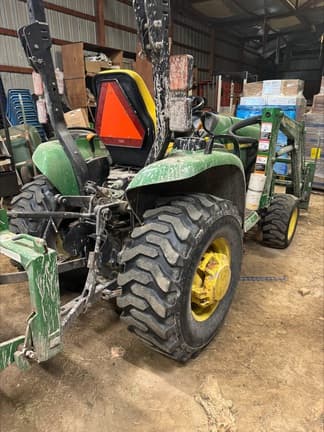 Image of John Deere 4210 equipment image 2