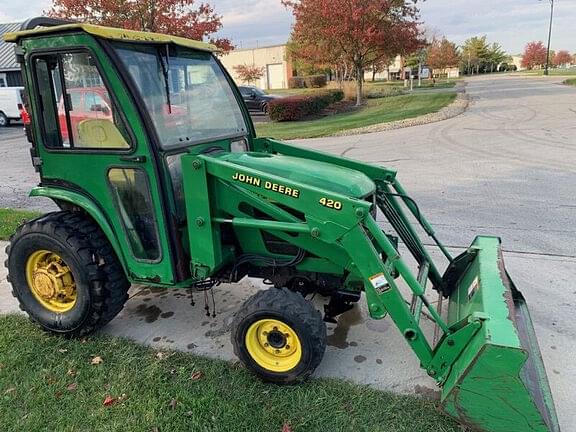 Image of John Deere 4210 equipment image 4