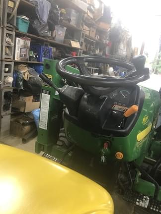 Image of John Deere 4410 equipment image 2
