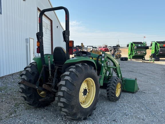 Image of John Deere 4520 equipment image 4
