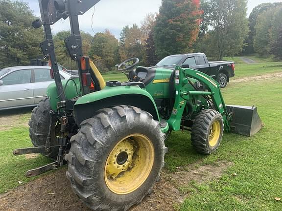 Image of John Deere 4520 equipment image 4