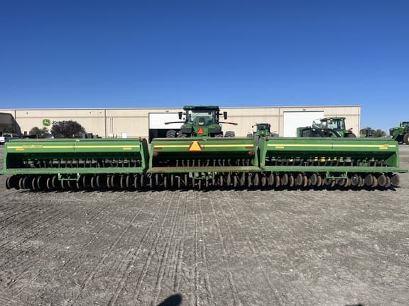 Image of John Deere 455 equipment image 3
