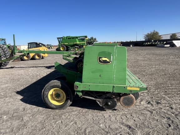 Image of John Deere 455 equipment image 1