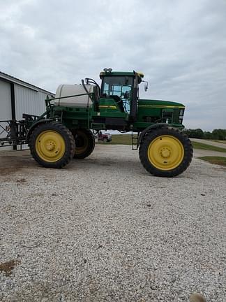 Image of John Deere 4710 Primary image