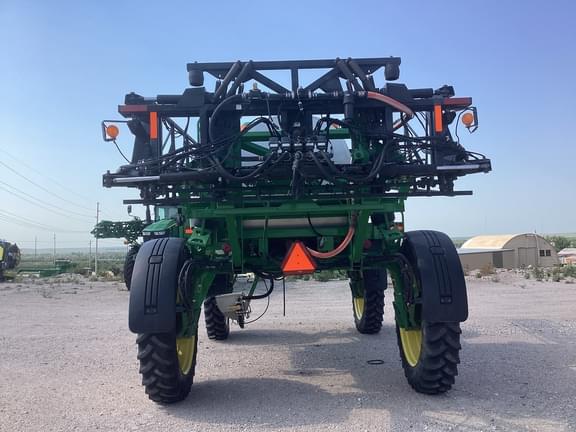 Image of John Deere 4710 equipment image 4