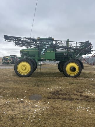 Image of John Deere 4710 equipment image 1